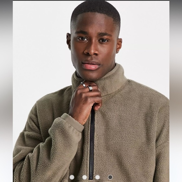 Abercrombie & Fitch oversized polar fleece half zip sweatshirt//Cream//Small - Picture 3 of 12